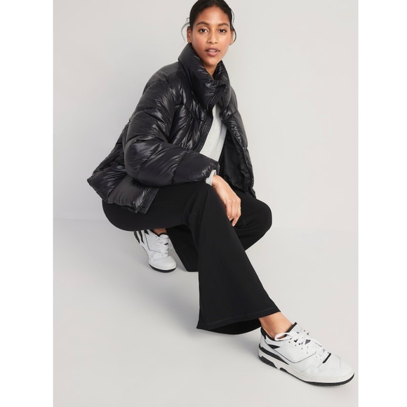 Old Navy Pants - Old Navy High-Waisted PowerChill Crossover Super-Flare Yoga Pants, Medium Petite